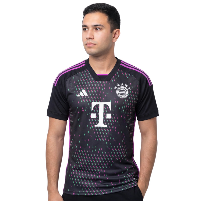 Camisa Bayern de Munique Away 23/24 - Preta e Rosa - Tam: P
